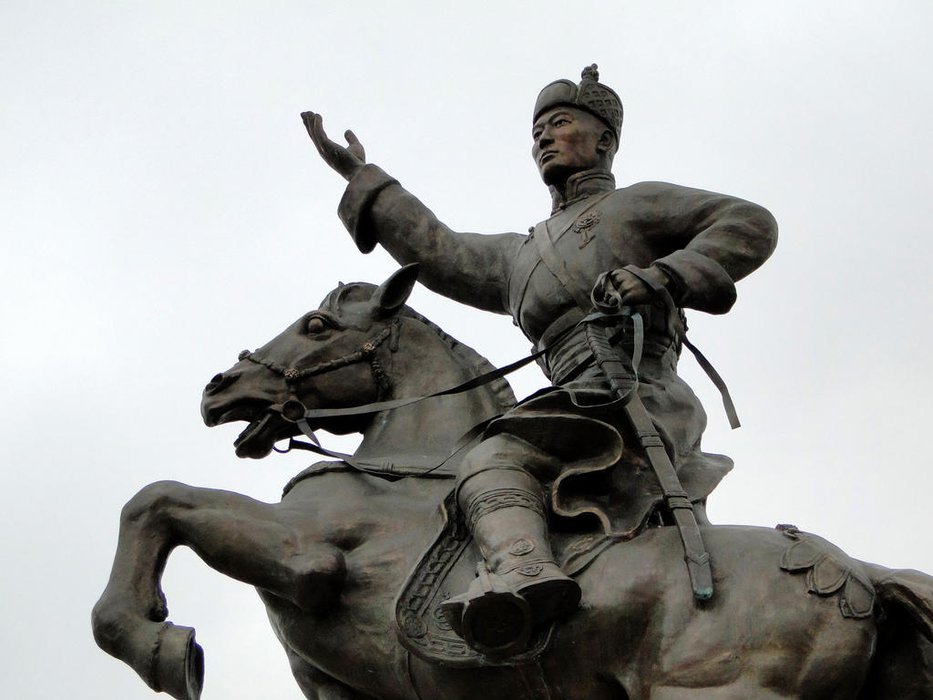 Statue af Sükhbaatar.